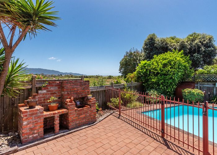  at 303 Manly Street, Paraparaumu Beach, Kapiti Coast, Wellington