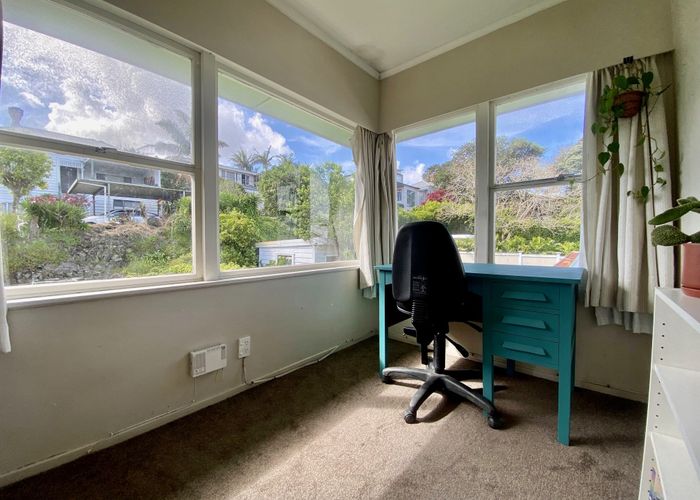  at 4/10 Kenyon Avenue, Mount Eden, Auckland City, Auckland