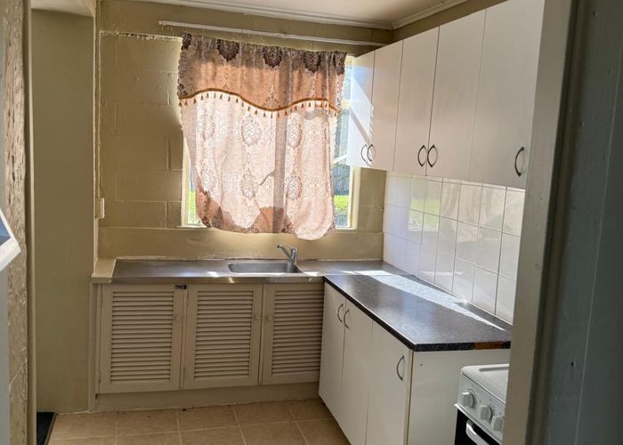  at 2/136 Kimpton Road, Papatoetoe, Papatoetoe, Manukau City, Auckland
