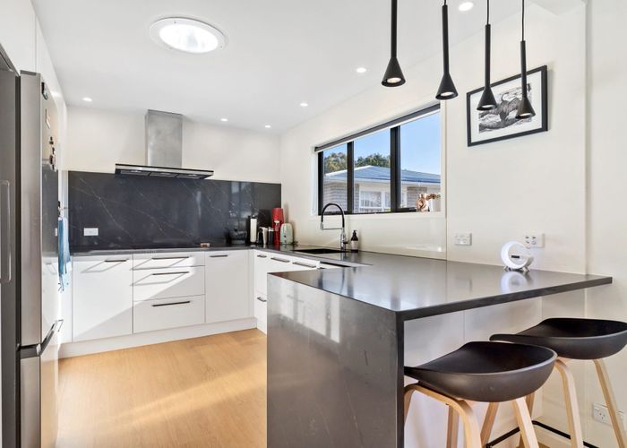  at 25 Denarius Lane, Glendene, Waitakere City, Auckland