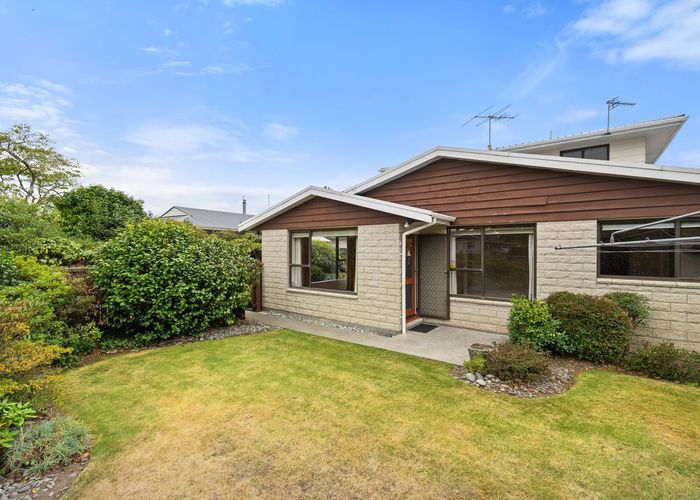  at 2/120 Roydvale Avenue, Burnside, Christchurch