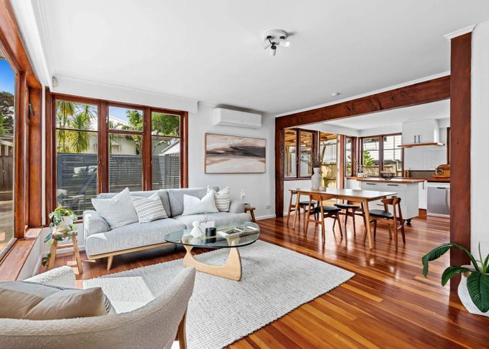  at 1/22 Harbour View Road, Te Atatū Peninsula, Auckland