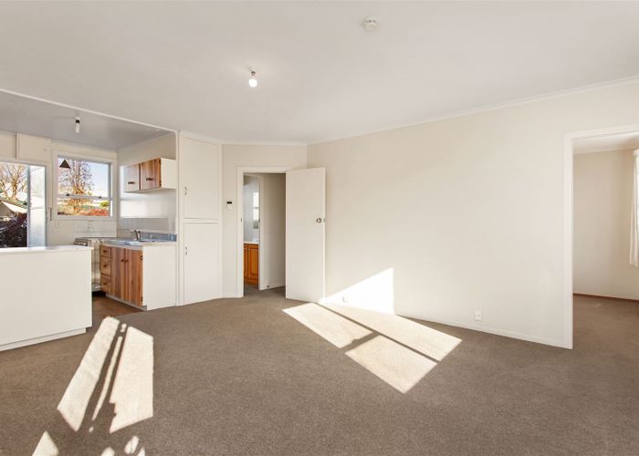  at 2/27 Percy Street, Phillipstown, Christchurch