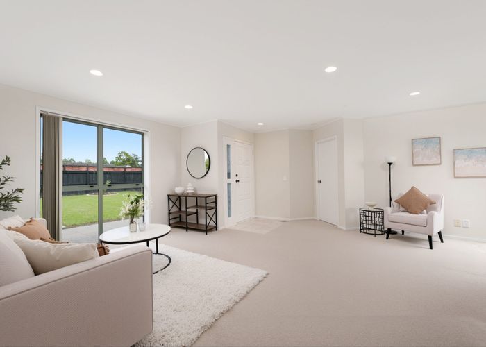  at 28 Heversham Place, Glendene, Waitakere City, Auckland