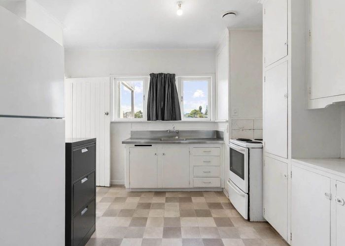  at 42 Coxhead Road, Manurewa, Manukau City, Auckland