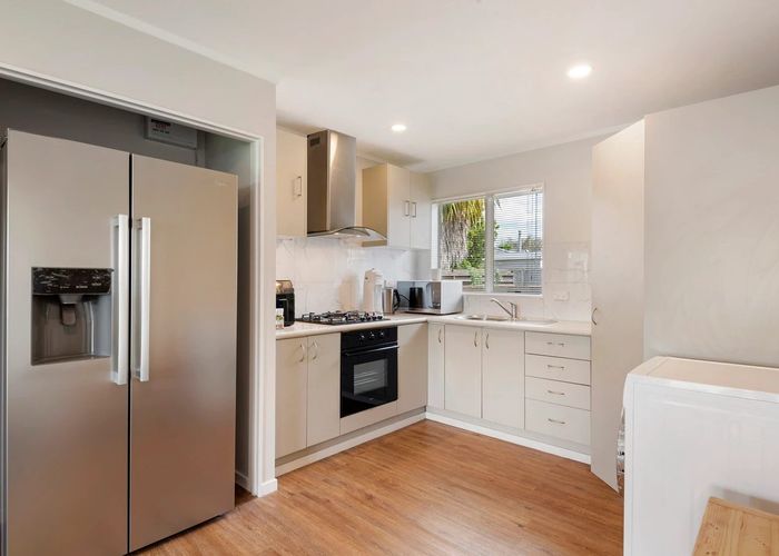  at 6A Stella Place, Manurewa, Auckland