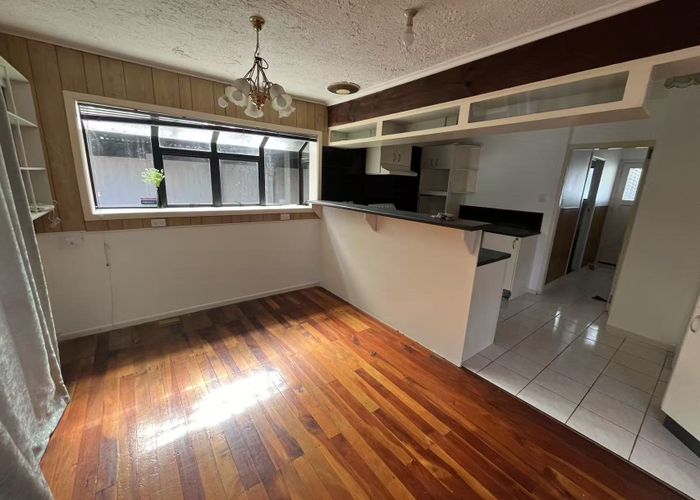  at 56 Willerton Avenue, New Lynn, Waitakere City, Auckland