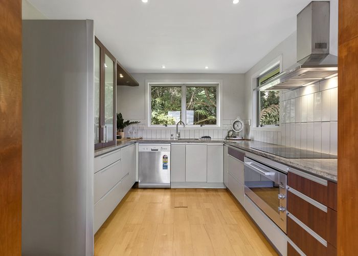  at 15 Beeche Place, Birkdale, Auckland