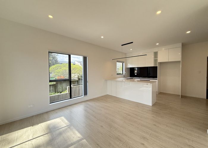  at 13F Glendhu road, Glenfield, North Shore City, Auckland