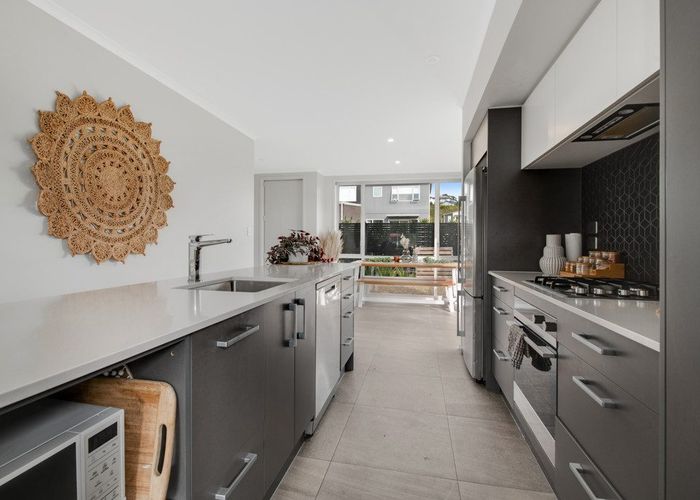  at 30 Taitonga Lane, Stanmore Bay, Whangaparaoa