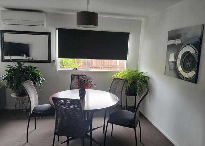  at 3 Buisson Glade, West Harbour, Auckland