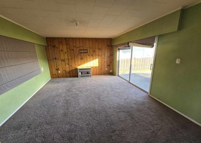  at 6 Matthews Road, Wainuiomata, Lower Hutt, Wellington