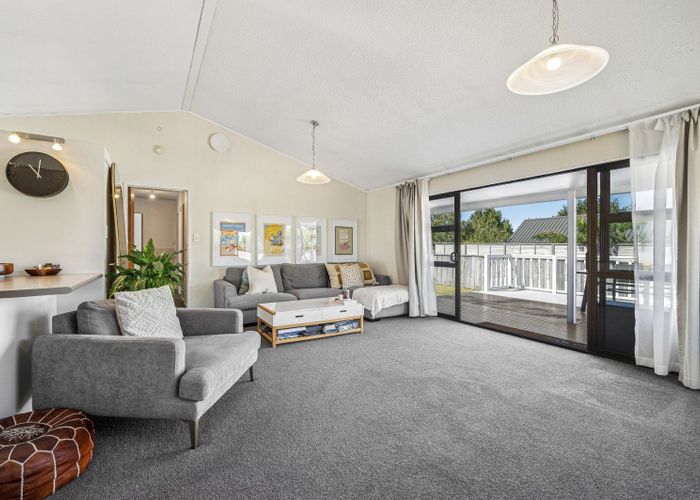  at 2/62 Shepherd Road, Waipahihi, Taupo, Waikato