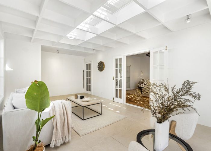  at 2 Balfour Street, Bayswater, North Shore City, Auckland