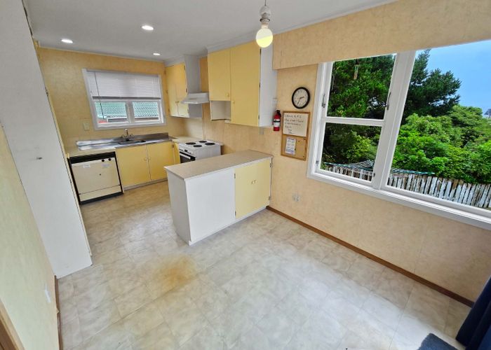  at 16 Cypress Drive, Maungaraki, Lower Hutt