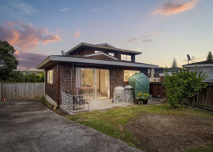  at 29 Faith Bullock Place, New Lynn, Waitakere City, Auckland