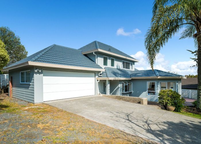  at 13 Gala Place, Henderson, Auckland