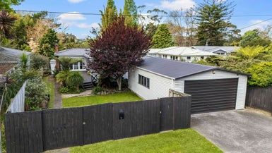  at 38 Lowtherhurst Road, Massey, Auckland