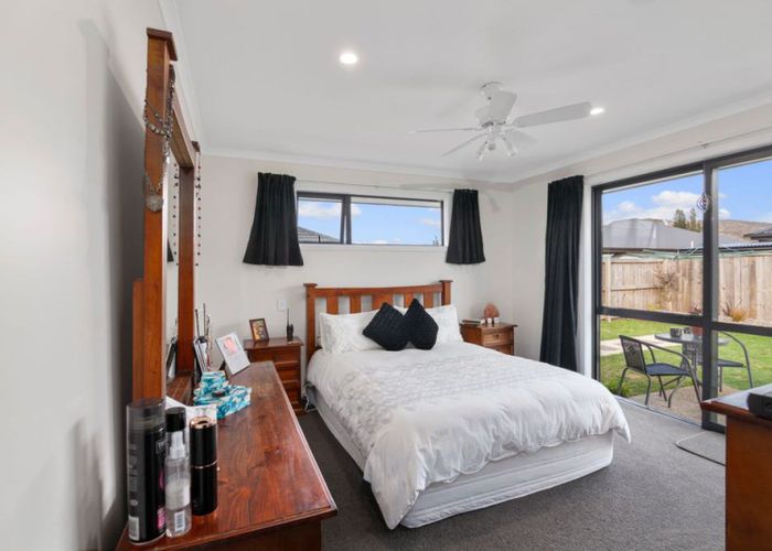  at 21 George Fyfe Way, Wakefield, Wakefield