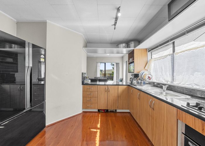  at 1/34 Rosemead Place, Randwick Park, Manukau City, Auckland