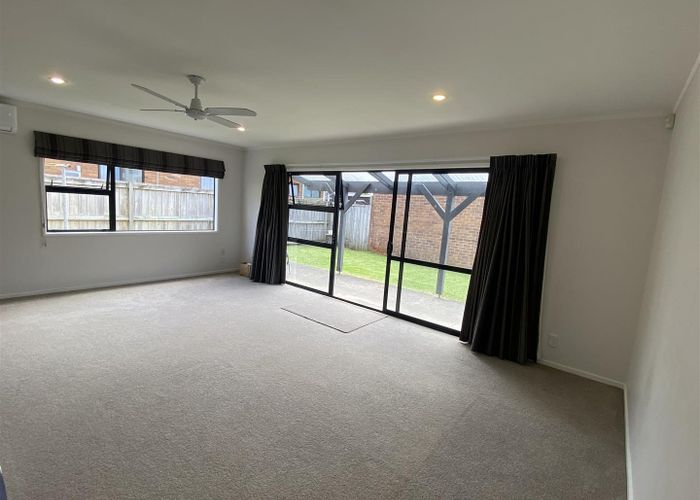  at 33 Margan Avenue, New Lynn, Waitakere City, Auckland