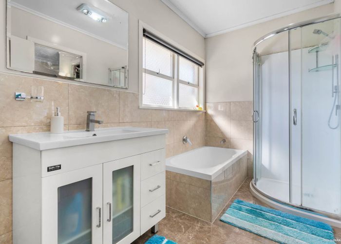  at 108 Grande Vue Road, Hillpark, Auckland
