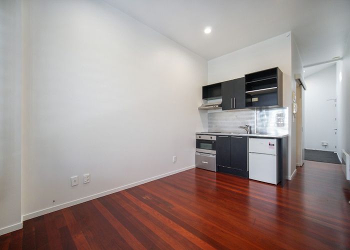 at 4/8 South St, Newton, Auckland City, Auckland