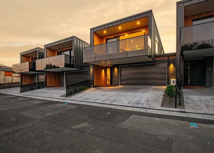  at 75/4 Newcastle Road, Dinsdale, Hamilton, Waikato