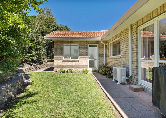  at 14 Margaret Henry Crescent, Oteha, Auckland