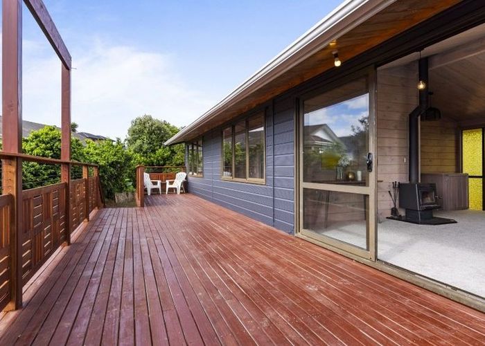 at 24 Charntay Avenue, Clover Park, Auckland