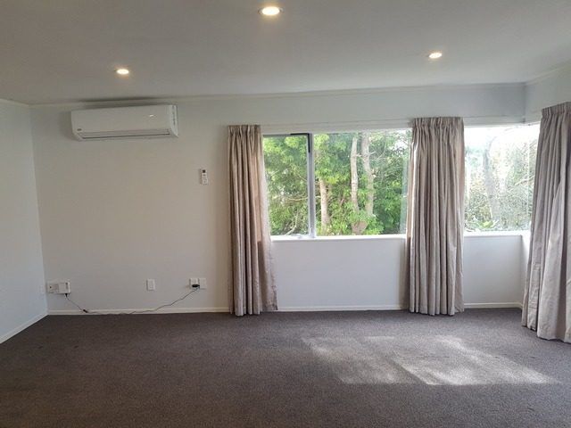  at 60 Lagoon Way, West Harbour, Waitakere City, Auckland