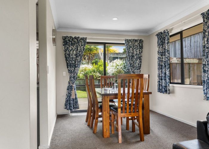  at 19 Heathfield Avenue, Huntington, Hamilton