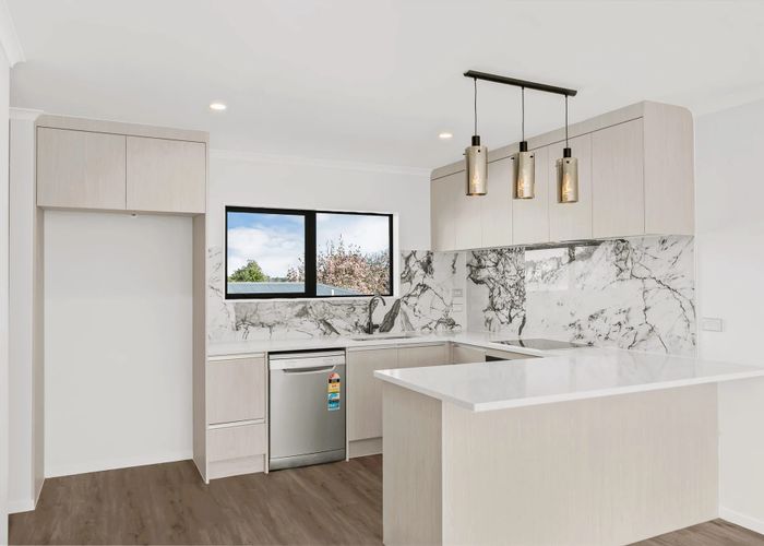  at 4/10 White Road, Manurewa, Manukau City, Auckland