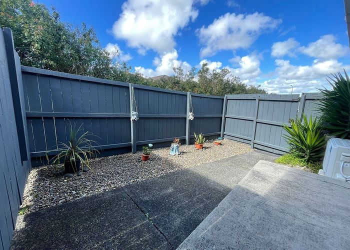  at 2/160 Mount Smart Road, Onehunga, Auckland City, Auckland