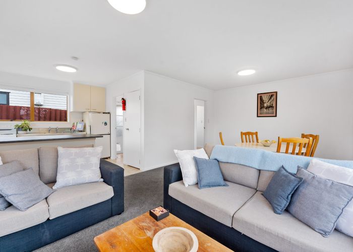  at 1/10 Statesman Street, Henderson, Waitakere City, Auckland