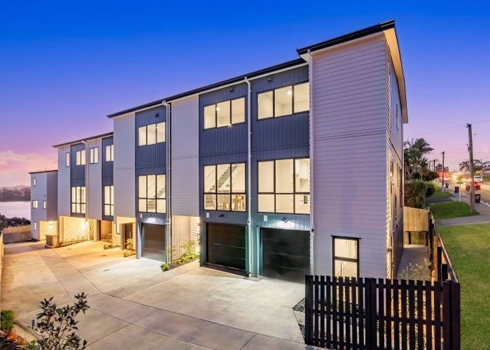  at 34 Church Crescent, Panmure, Auckland City, Auckland