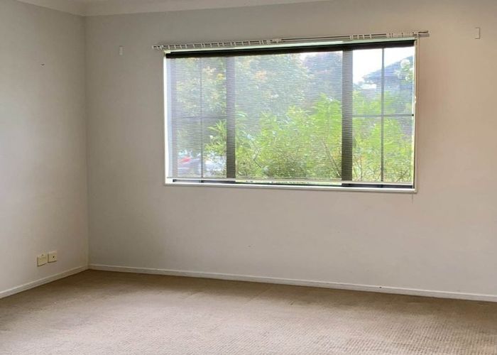  at 3 Terrasini Drive, Flat Bush, Auckland