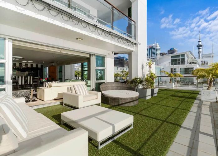  at 32/143 Quay Street, City Centre, Auckland City, Auckland