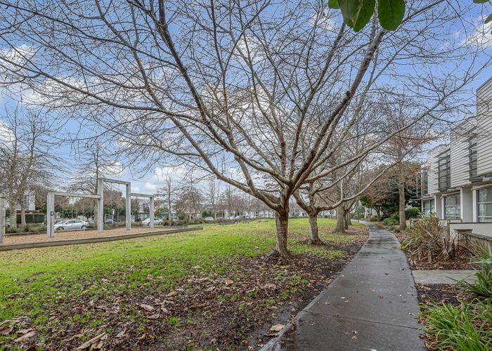  at 32 Kauri Drive, Takanini, Auckland