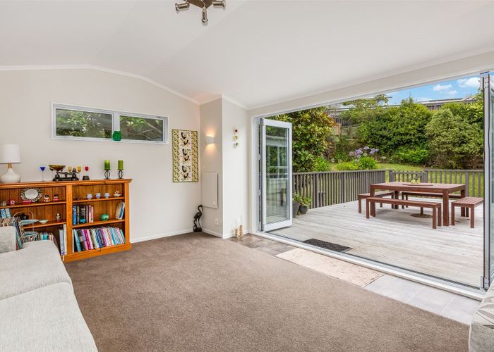  at 5 Trevor Terrace, Paremata, Porirua