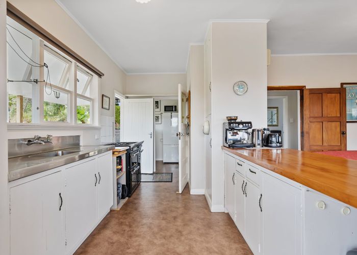  at 221 Awaroa River Road, Abbey Caves, Whangarei