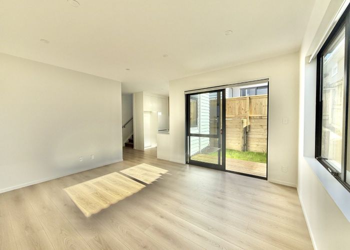  at 86C Harrington Road, Henderson, Waitakere City, Auckland
