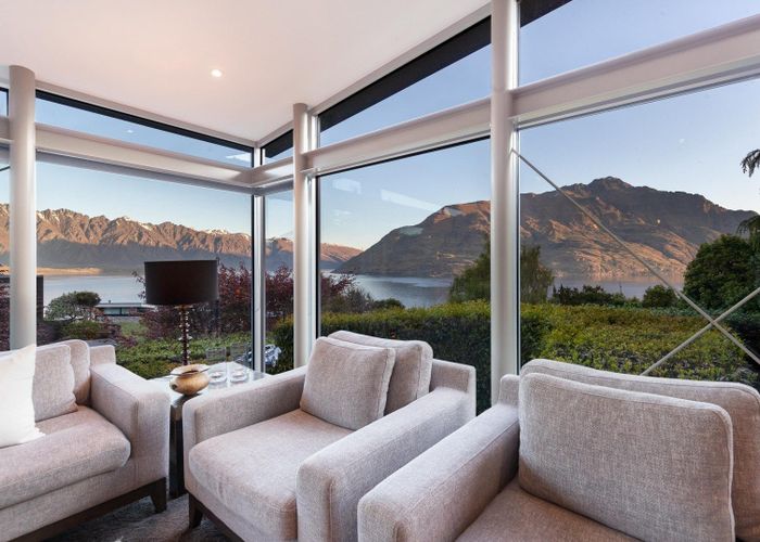  at 6 Whitbourn Place, Fernhill, Queenstown-Lakes, Otago