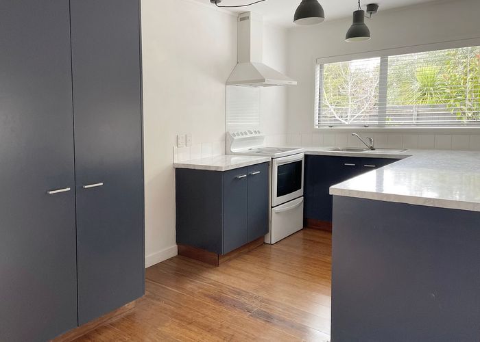  at 17 Caspian Close, New Lynn, Waitakere City, Auckland