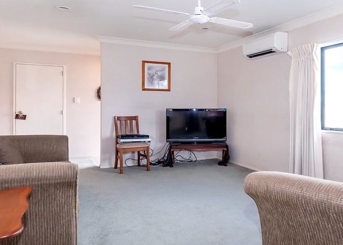  at 2/139 Wyllie Road, Papatoetoe, Manukau City, Auckland