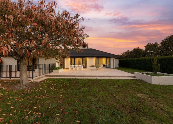 at 290 Queen Elizabeth II Drive, Mairehau, Christchurch
