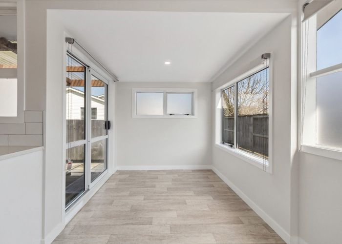  at 19 Dalesford Street, Silverdale, Hamilton, Waikato