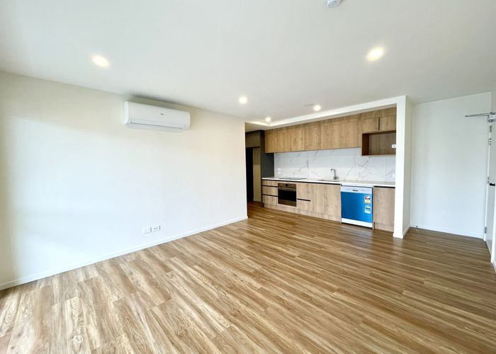  at 107/5 Newelm Lane, Flat Bush, Manukau City, Auckland