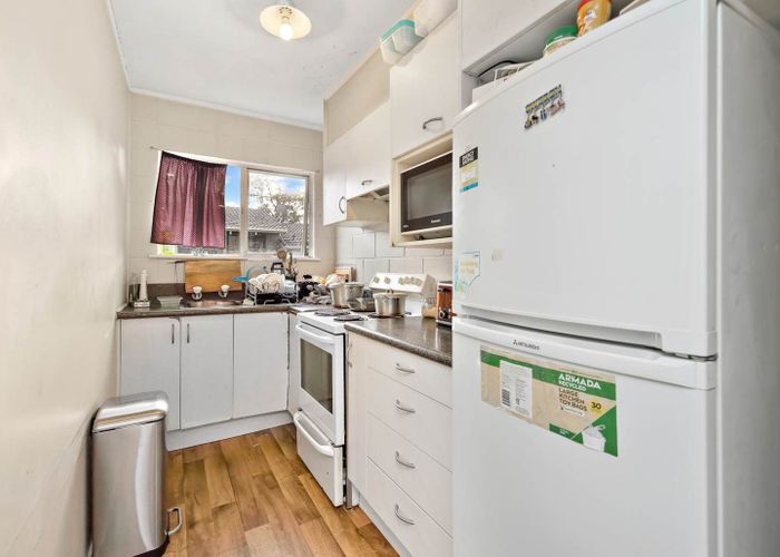  at 2/46 School Road, Morningside, Auckland City, Auckland