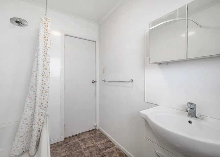  at Glenholme, Rotorua, Bay Of Plenty